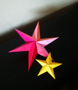 折り紙　星　立体